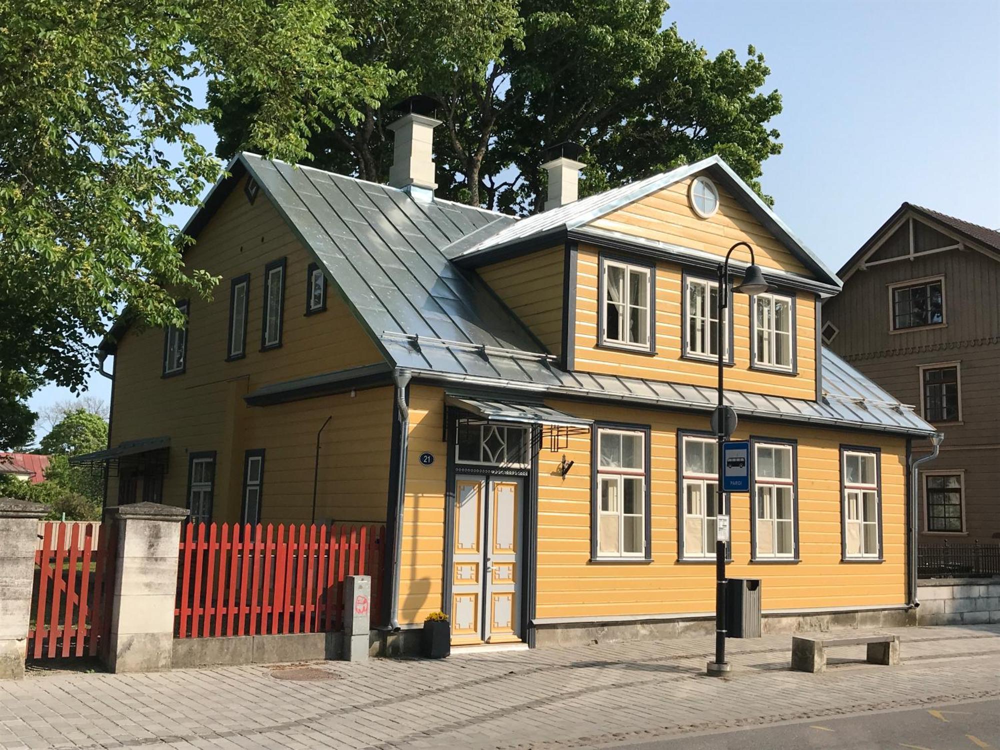 Lossi Apartment Kuressaare Eksteriør bilde